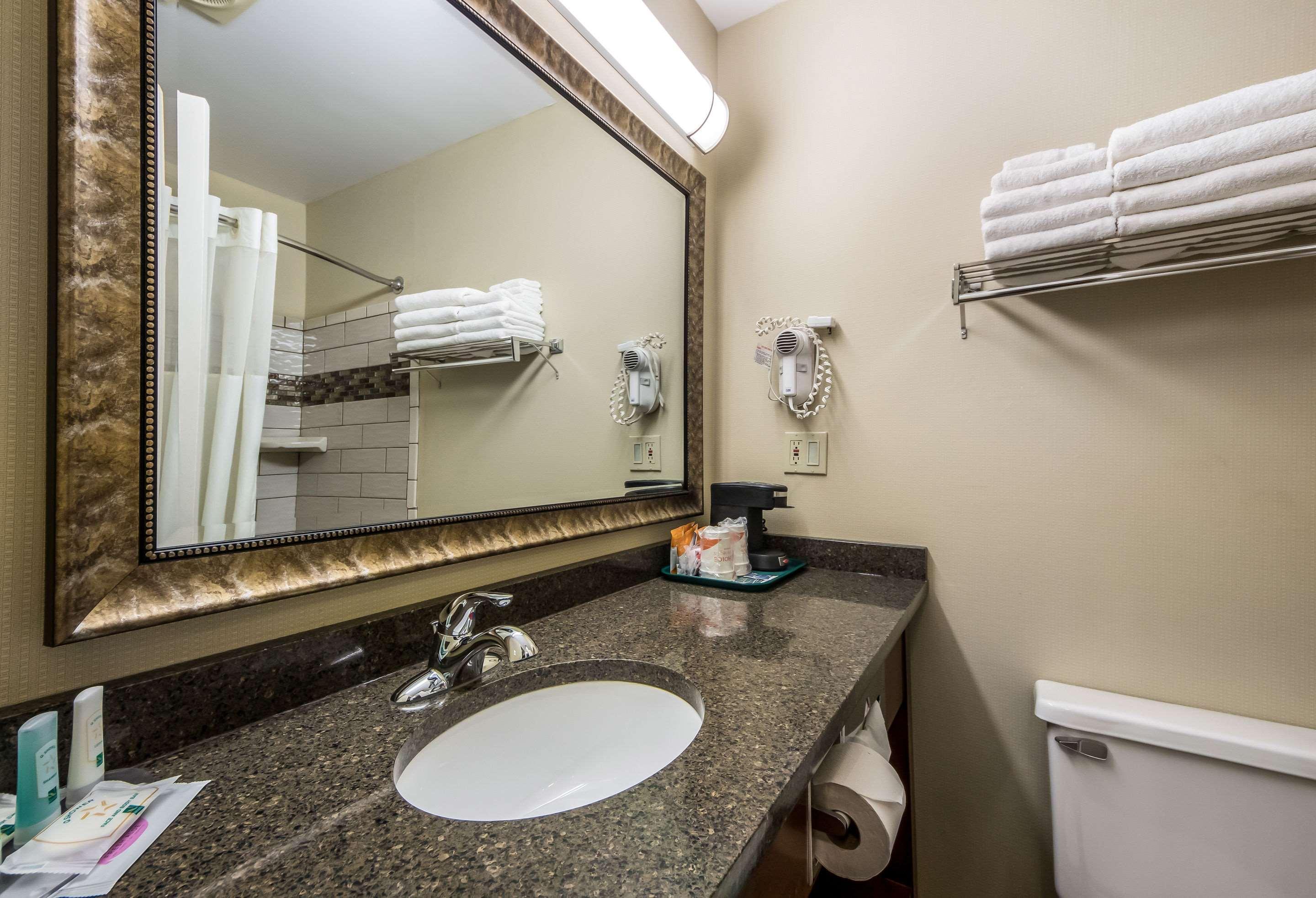 Quality Inn & Suites Newberry Extérieur photo