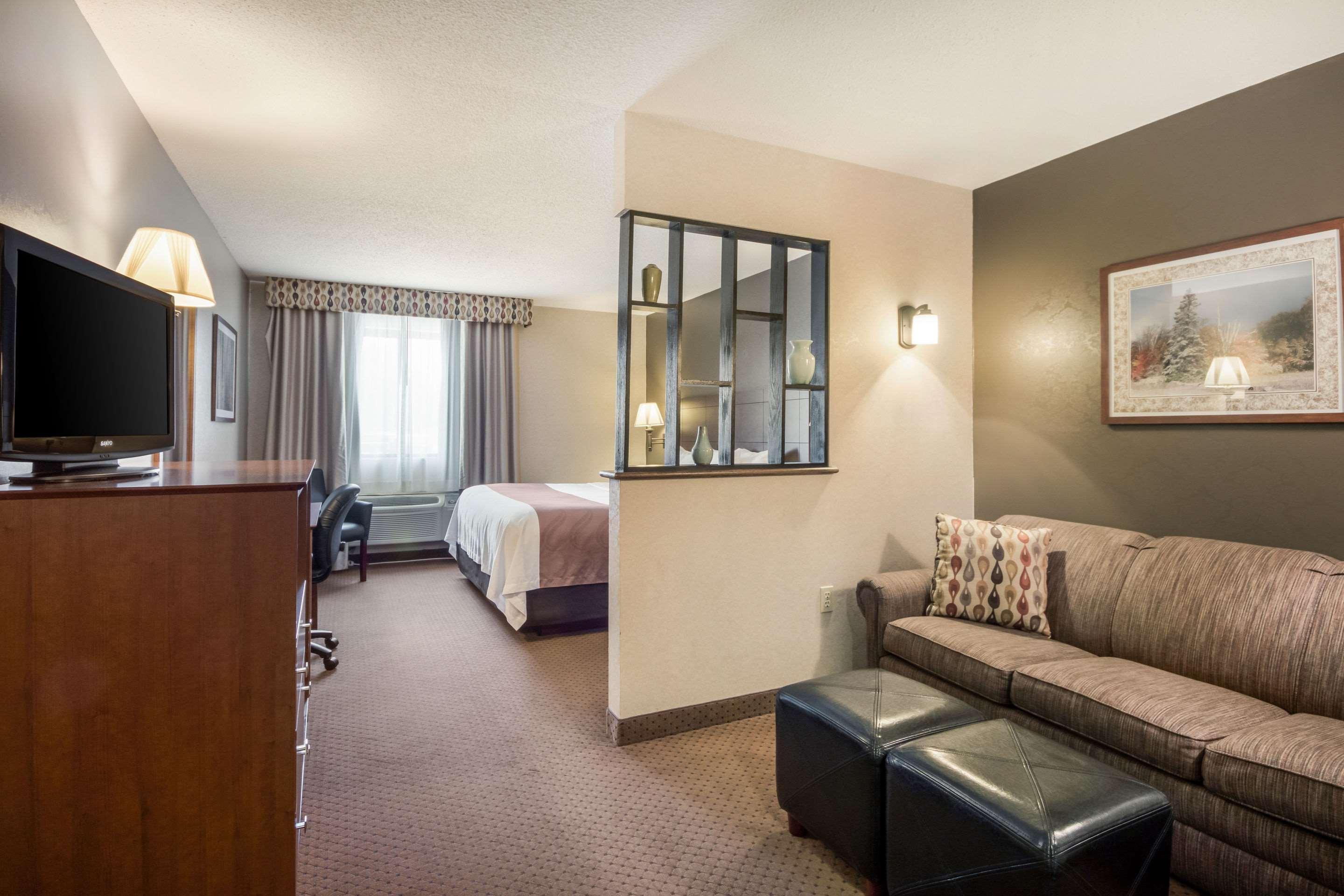 Quality Inn & Suites Newberry Extérieur photo